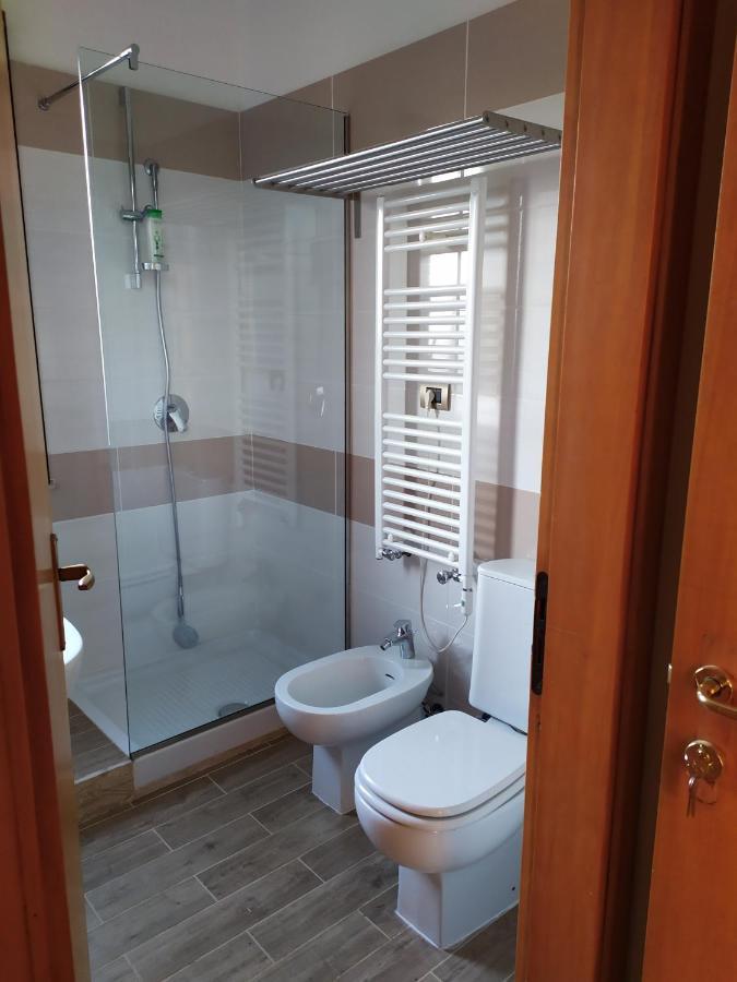 Nero Basalto Azzurro Mare Bed and Breakfast Aci Castello Exteriör bild